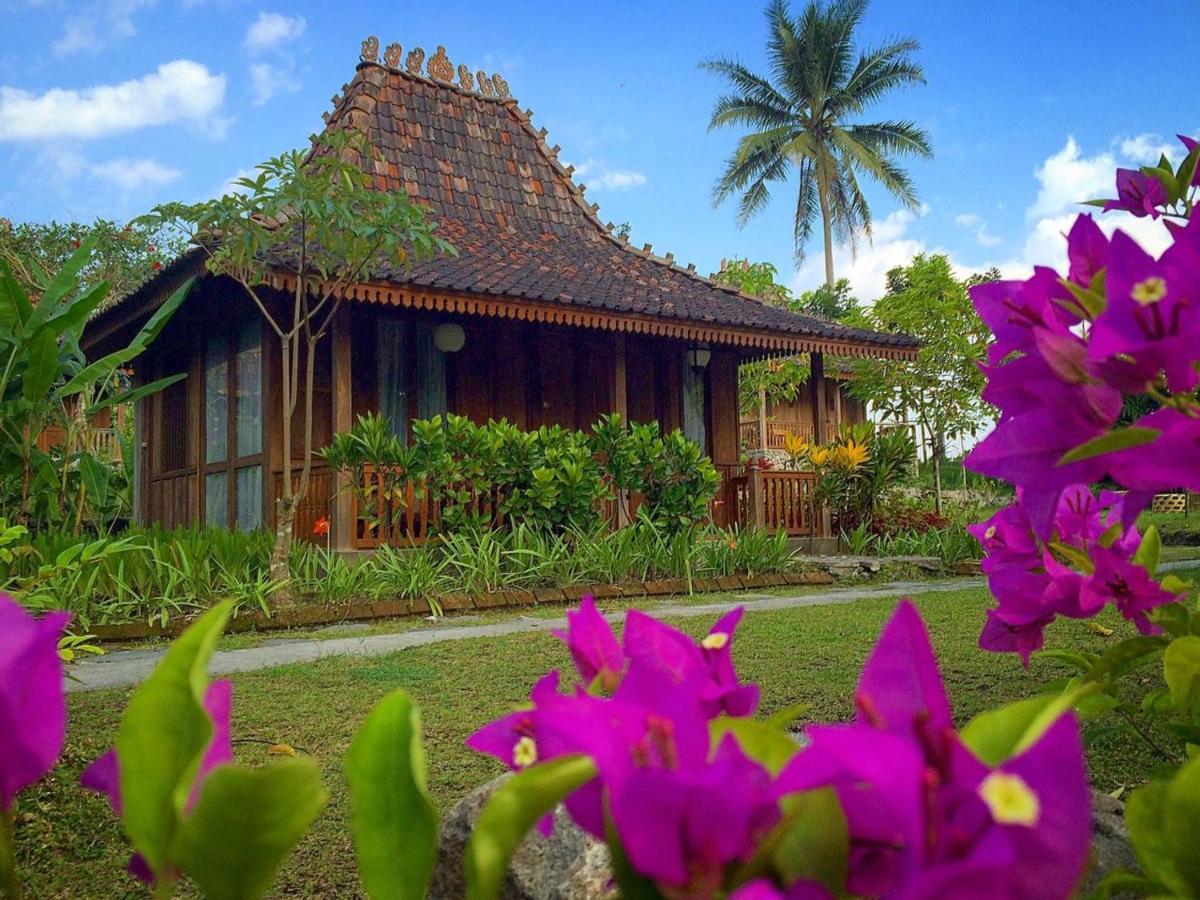 Amata Borobudur Resort Magelang Exterior foto